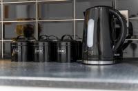 5-Bedroom Contractor Home near CBS Arena - B&B Exhall