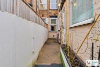 Becky's House: Near Motor Point Arena with Free Parking - Ferienwohnung Nottingham