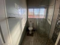 Camera Matrimoniale con Bagno in Comune 
