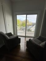 Spacious 3 Bedroom Near Train Station - Ferienwohnung Malden