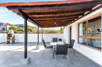 Home2Book Country Stay with Terrace BBQ - B&B Vega de San Mateo
