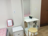 Dreibettzimmer mit Gemeinschaftsbad