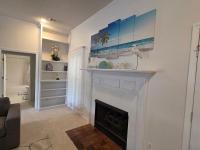 The Bama Bungalow 3BD Walk to the Game, Stay in Style - Chambres d'hôtes Tuscaloosa