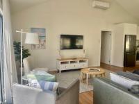 The Salty Olive - WiFi Pet Friendly Outside - Bed and Breakfast Robe