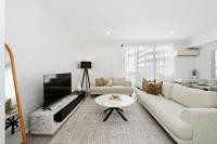Modern City Escape Stylish 2BR Apartment - B&B Perth