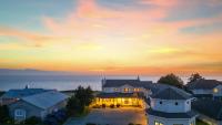 Seacliff Haven Waterfront Luxury Stunning Views Hot Tub Game Room - B&B Coupeville