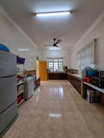 Megat Homestay - B&B Pasir Mas
