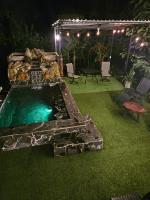 ParadiseTropical Garden Cabin with private jacuzzi - B&B La Fortuna