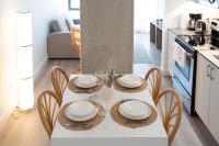 Spacious Apartment in Old Port Montreal - B&B Montreal