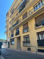 L'Espadon - vue mer, proche plage et gare - B&B Menton