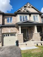 Cozy Home for 10 people - Bed and Breakfast Kitchener