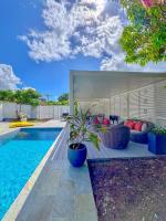 Villa élégante avec piscine à Cluny Schoelcher - B&B Schoelcher