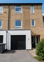 4 Bedroom Retreat - Sleeps 7 - Parking - Country Park location - Ferienwohnung Nottingham