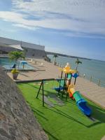 Casa con vista al mar y piscina en Manta - B&B Manta