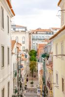 A1 Fully Renovated! Very Central in BICA with AC - B&B Lisbona