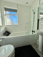 The Whitley Maisonette, Luxury Family Holiday Home - Chambres d'hôtes Whitley Bay