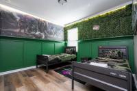 Luxury 12BR Villa at Solterra Resort - Ferienwohnung Davenport