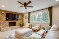 Hot Tub + Game Room: Peaceful Retreat in Evergreen - Ferienwohnung Evergreen