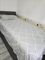 Family Home 1 - B&B Carshalton