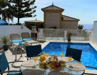 Nerja Paradise Rentals - Villa Azalea - B&B Nerja