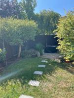 Jasmine Cottage, a delightful 3-bedroom home - B&B Lower Swanwick