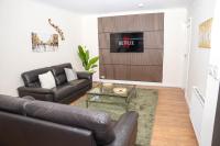 4 Bed Contractor House Free Parking Heathrow - B&B Heston