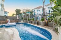 Ha Long 6BRS Beach Villa With Pool, Jacuzzi and Sauna - B&B Hạ Long