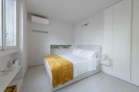 The South, Milan City Center, Arco della Pace - B&B Milan