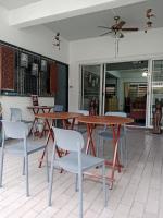 OhoWowGood - B&B Chiang Mai