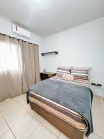 Apto Térreo Ótima localização Com AC - Chambres d’hôtes Três Lagoas