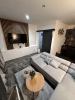 La Monique - Luxury Nautical Apartment - B&B Stará Turá