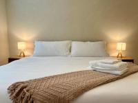 1 GB Wi-Fi 1 Reserved Parking Space Sleeps 4 - Ferienwohnung Chicago