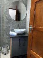 Chekkat Square Flat 8 On The Bult - B&B Potchefstroom