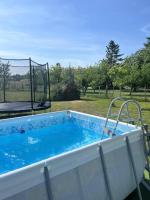 Maison en pierre, proche du Futuroscope - B&B Scorbé-Clairvaux