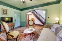 Walk to Downtown Historic Home in Edentons Heart - Bed and Breakfast Edenton