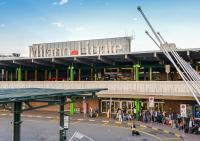 Santa Giulia Olympic Arena Suite - 15 minutes from the Duomo - B&B Milano