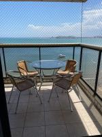 Canto Nobre, Frente total para o mar, 4 quartos 1 vaga de garagem, 2 banheiros - Chambres d'hôtes Guarapari