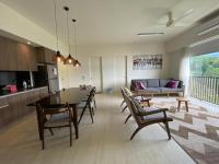 By The Sea Accommodatie met Uitzicht op de Zonsondergang en de Zee (Niveau 5)