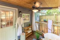 The Small Modern Villa Outdoor Tub-Unit B - B&B Madison