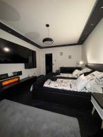 Black&White Deluxe - B&B Miskolc