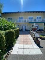 Studio Cleo - ein Raum - Bad extern - B&B Pörtschach am Wörthersee