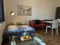 Loft with balcony Enckekaserne - B&B Magdeburg