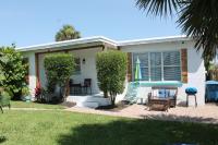 Beachside 2BR Daytona Beach Shores private home - Bed and Breakfast Daytona Beach