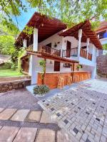 Emma's Sea View - B&B Hiriketiya