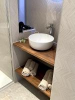 Residence K - Spacious Altbau Apartment - Chambres d’hôtes Vienne