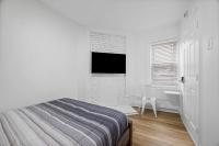 Pittsburgh Shadyside 3B Modern and Cozy Private Bedroom with Shared Bathroom - B&B Pittsburgh
