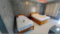 Deluxe Double Room with Extra Bed