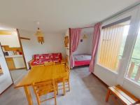 Studio lumineux avec loggia aux Rousses - FR-1-834-12 - B&B Les Rousses