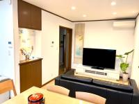 TSURUNOYA Entire Machiya House Zen Garden Traditional Townhouse Katsushika Tokyo A machiya style townhouse with a private Zen garden guests enjoy authentic tatami rooms and a fully private stay for up to 12 guests - B&B Tokyo