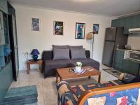 BlueRoom - Bed and Breakfast Chalkis
